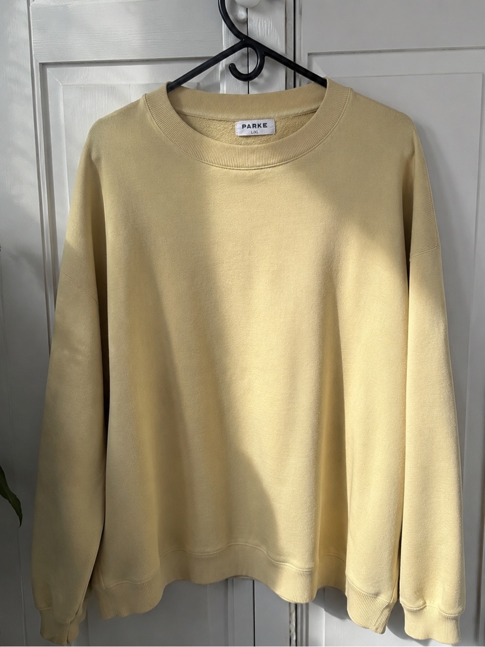 PARKI Pastel Yellow Crewneck Sweatshirt with Pink Appliqué - Picture 4 of 4